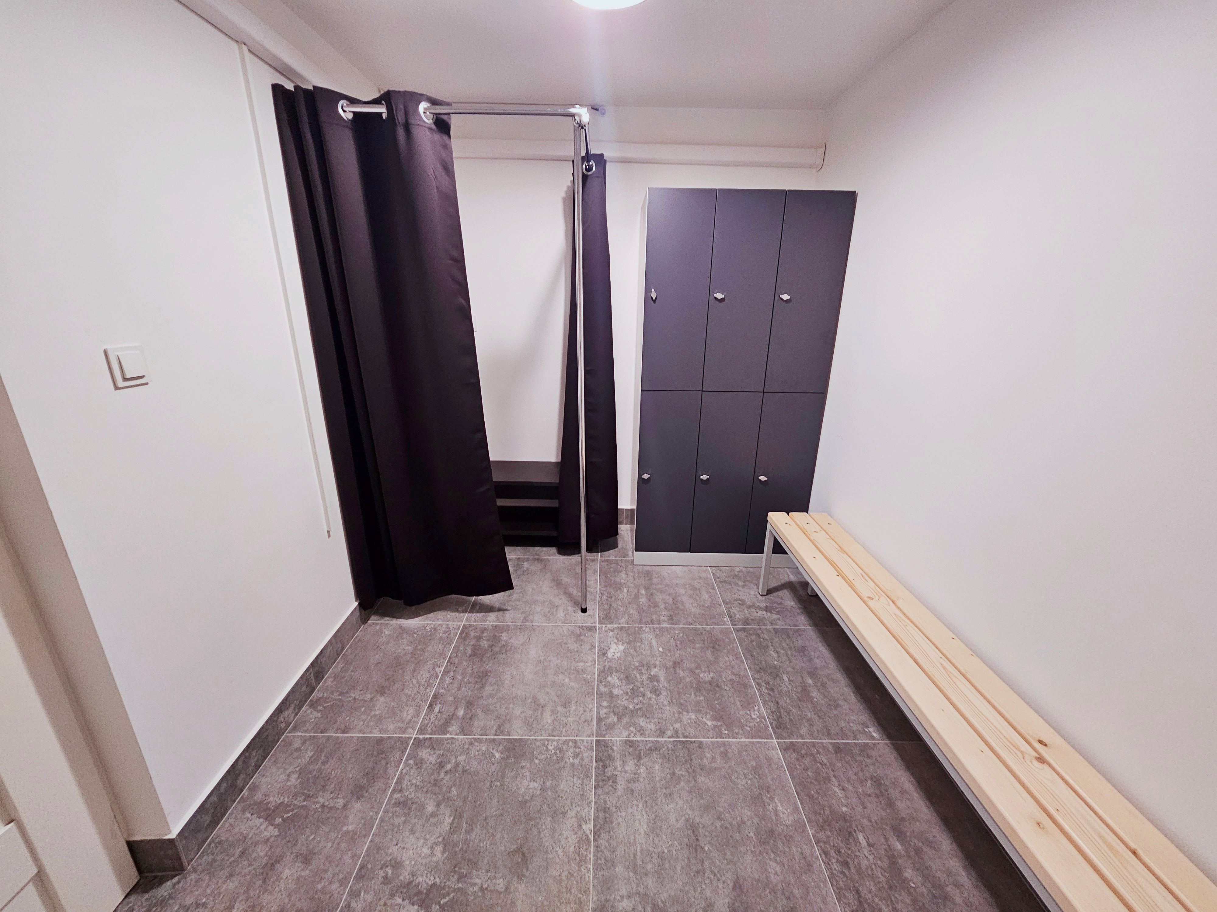 Szatnia w siłowni Personal Gym Box